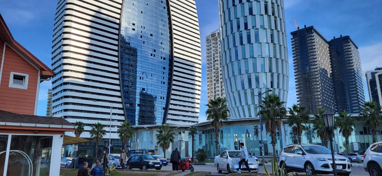Black Sea Apartments Alliance Palace Batumi Exterior foto