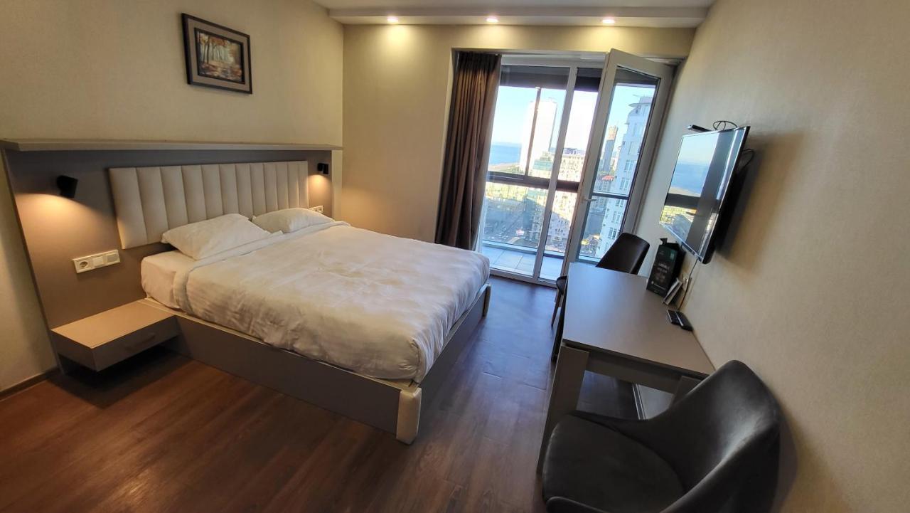 Black Sea Apartments Alliance Palace Batumi Exterior foto