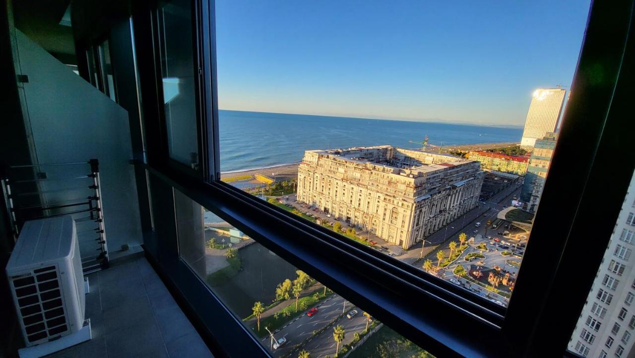 Black Sea Apartments Alliance Palace Batumi Exterior foto