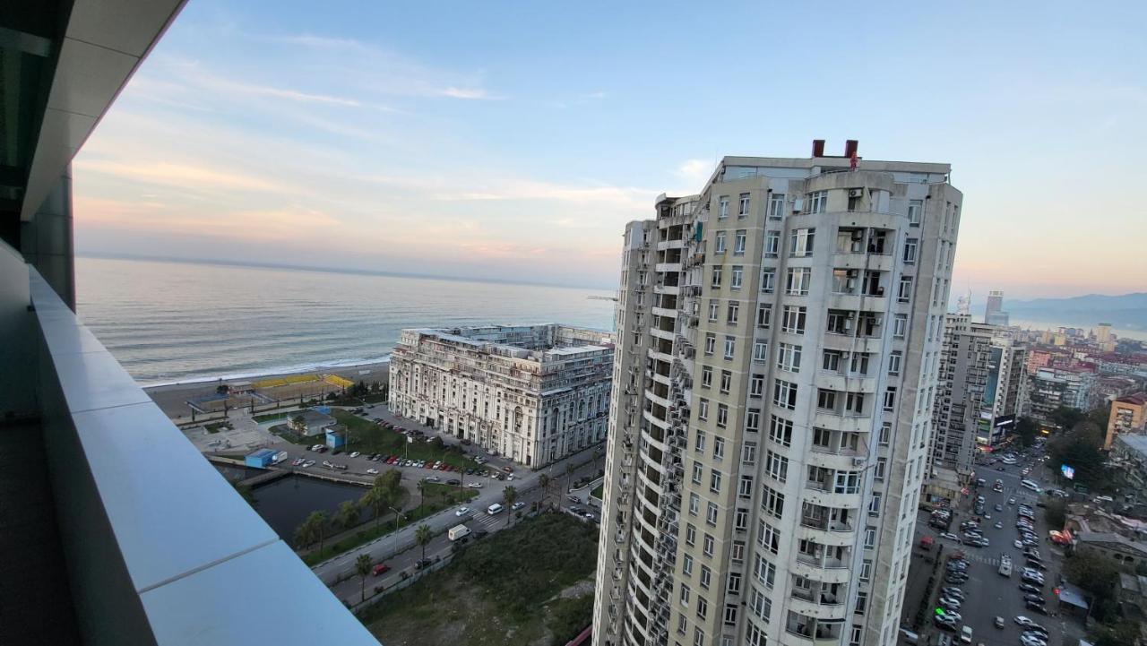 Black Sea Apartments Alliance Palace Batumi Exterior foto