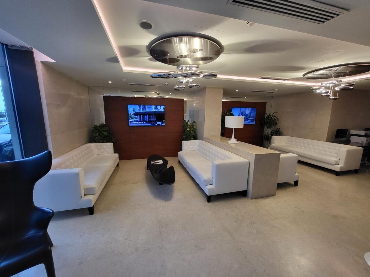 Black Sea Apartments Alliance Palace Batumi Exterior foto