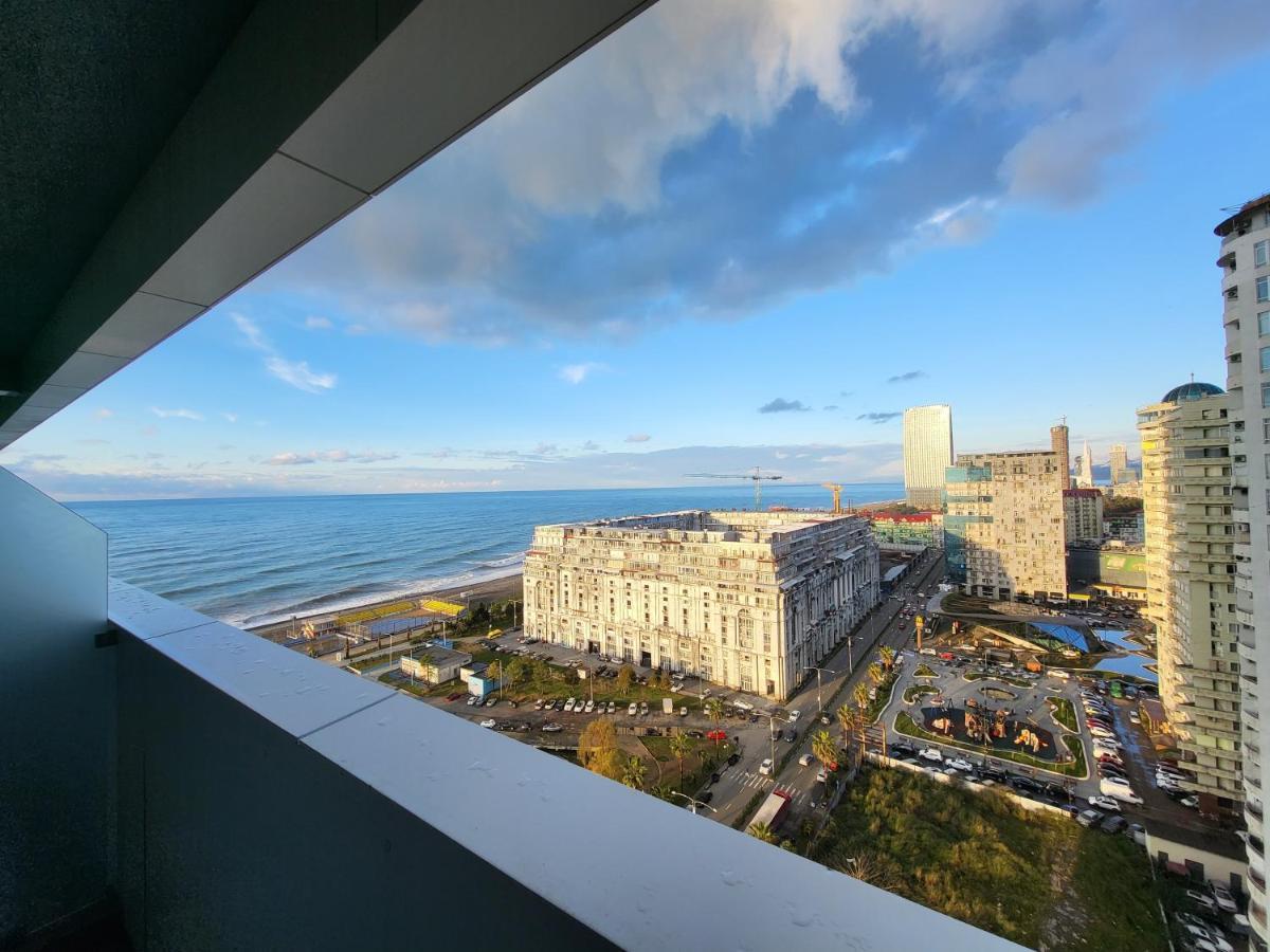 Black Sea Apartments Alliance Palace Batumi Exterior foto